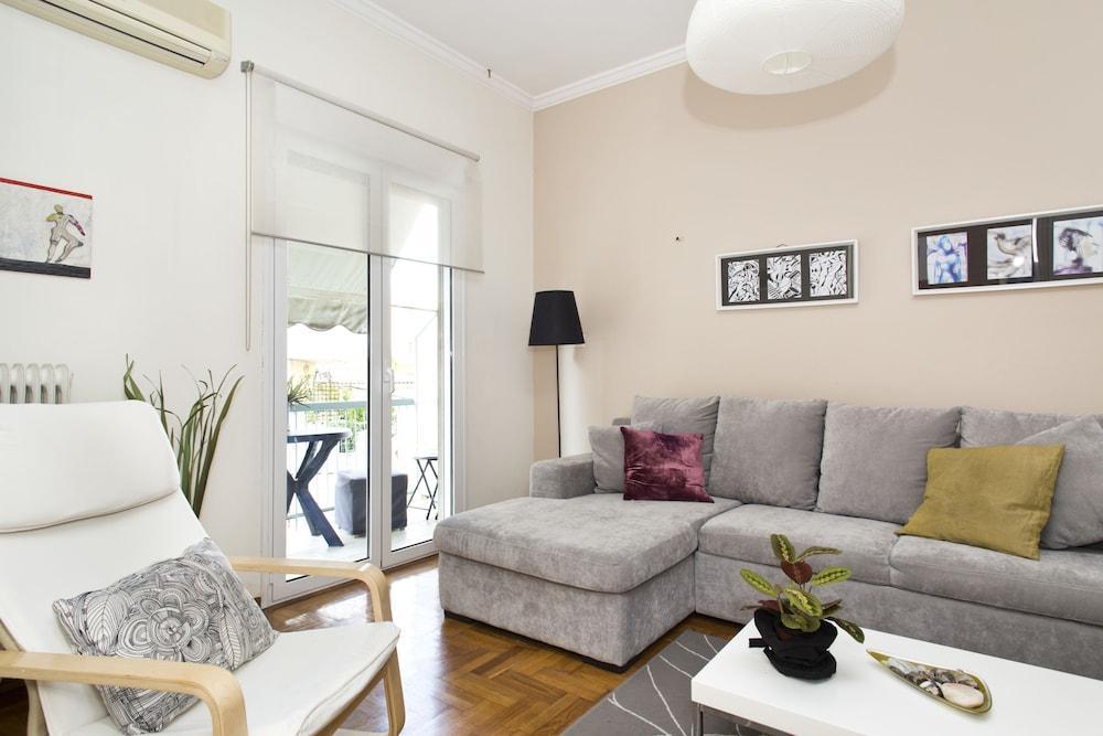 Kallimarmaro Apartment أثينا المظهر الخارجي الصورة