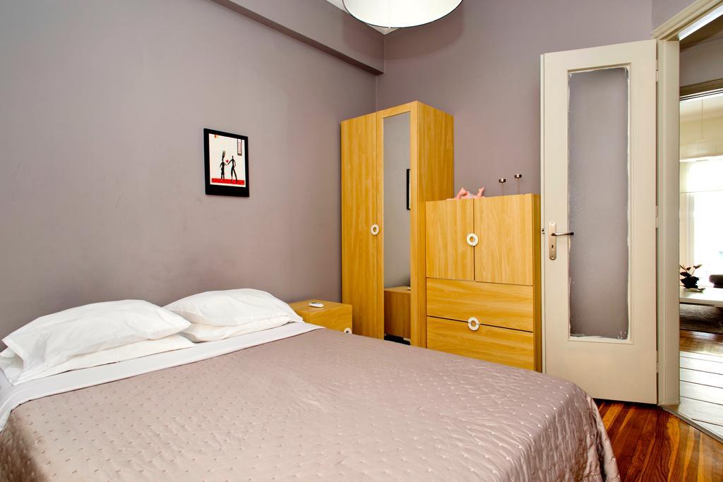 Kallimarmaro Apartment أثينا المظهر الخارجي الصورة